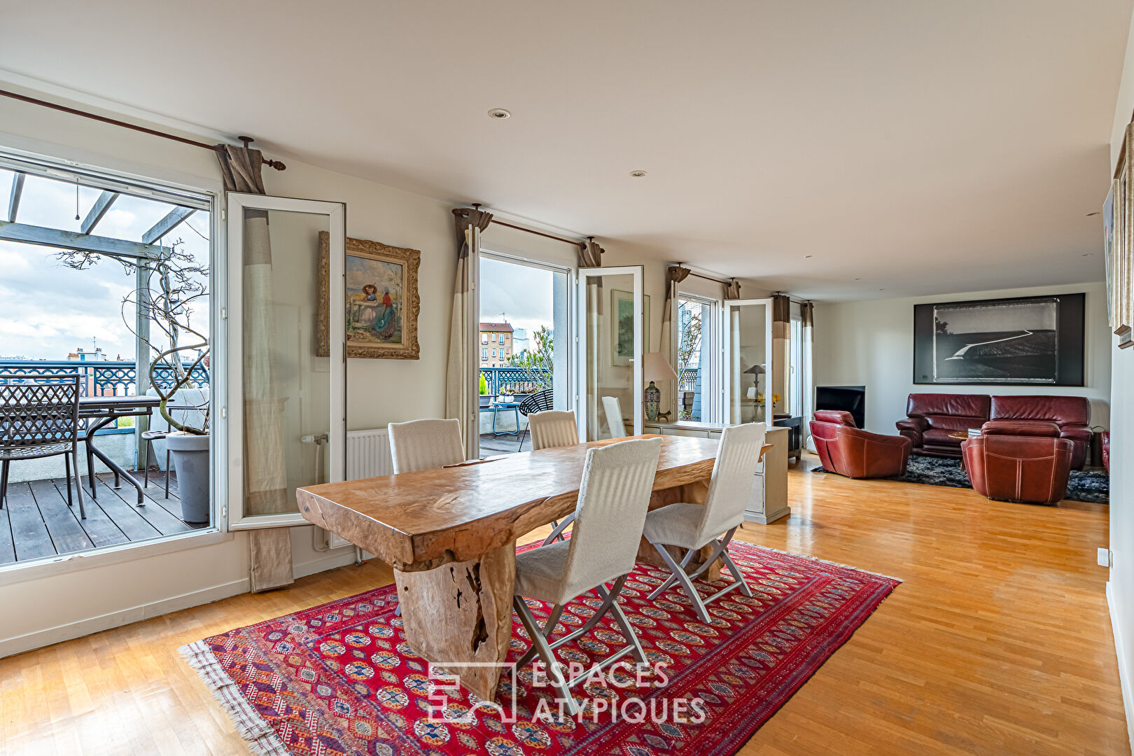 Appartement familial avec terrasse et vue dégagée dans le Triangle d&rsquo;Or
