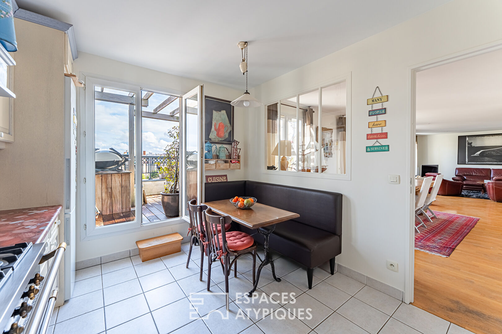 Appartement familial avec terrasse et vue dégagée dans le Triangle d&rsquo;Or