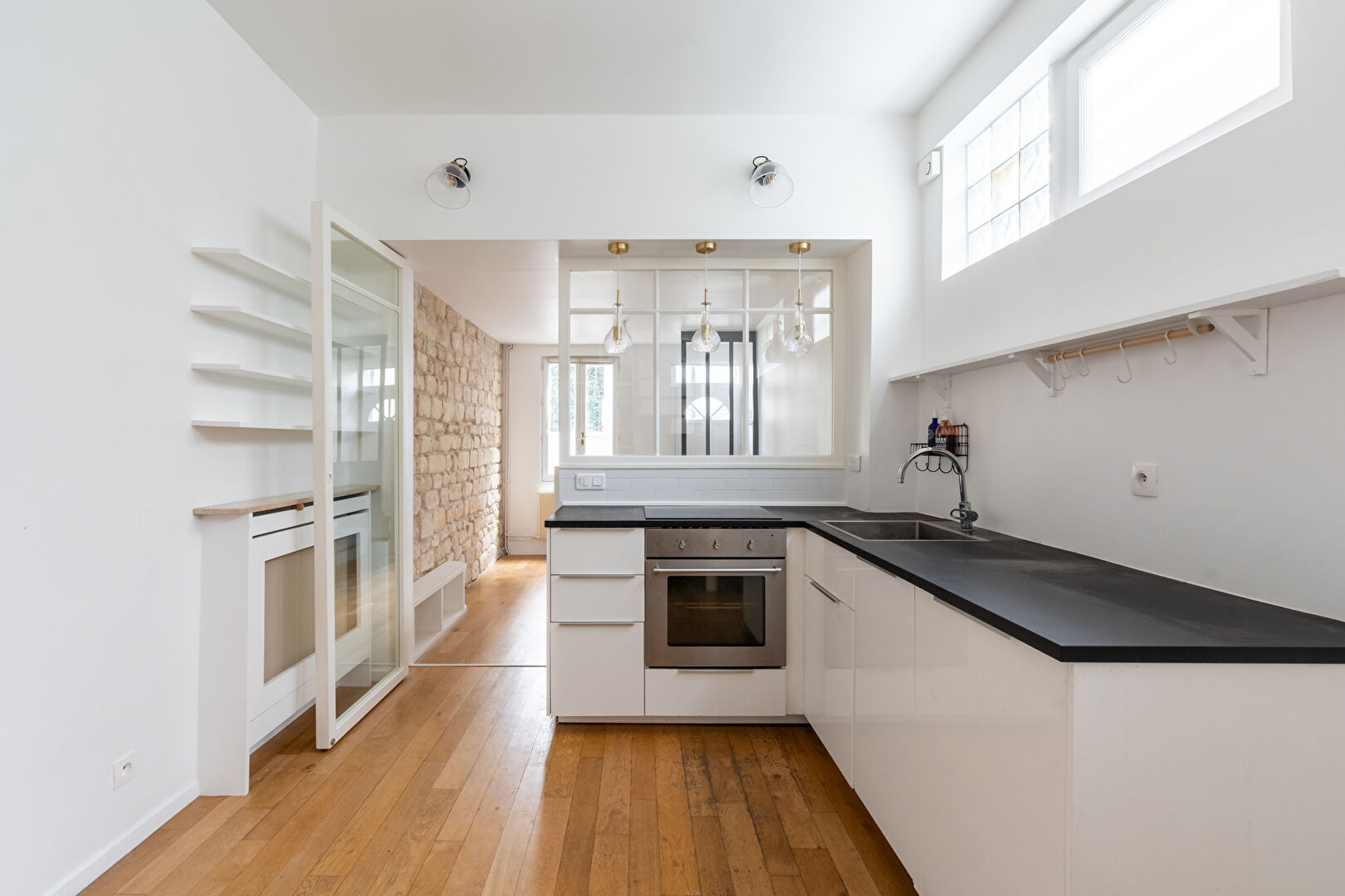 Maison de ville avec toit-terrasse et vue panoramique, quartier Bac