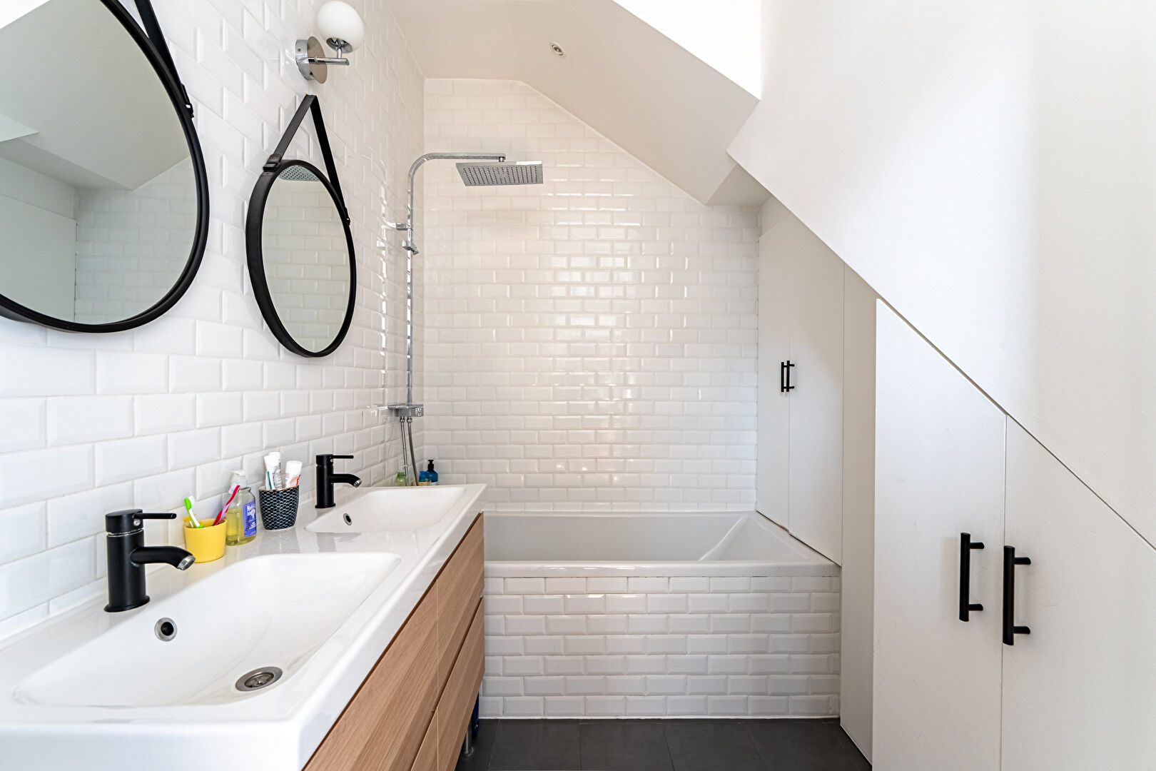 Duplex esprit loft avec terrasse et garage au dernier étage