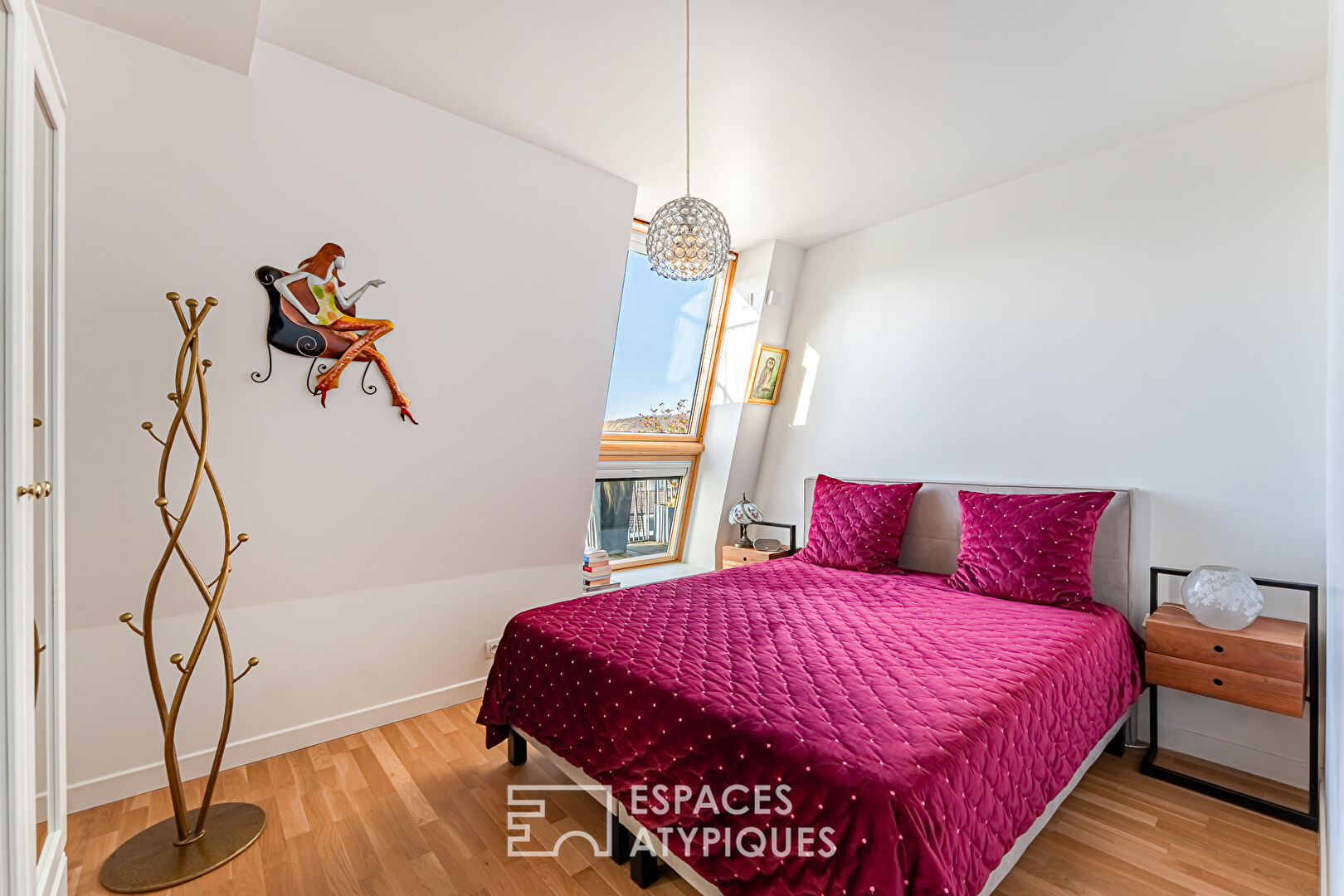 Dernier étage avec terrasse et vue dégagée au coeur de Chaville