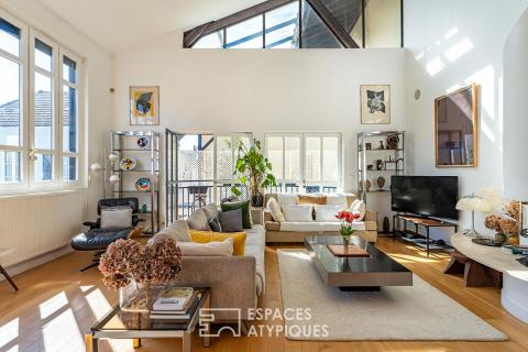 Ancienne manufacture de céramique réhabilitée en loft avec rooftop