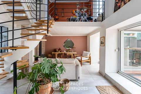 Renovated townhouse with a tree-lined patio in the heart of the Labouret district