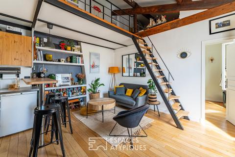 Duplex de charme au dernier étage, quartier Louise Michel / Anatole France