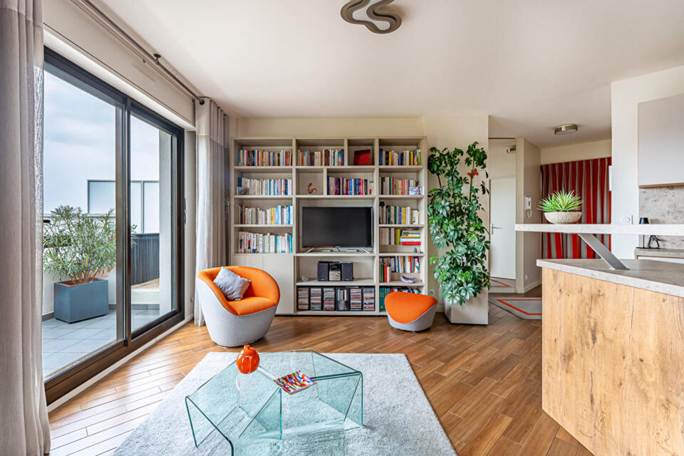Appartement contemporain avec terrasse et vue sur la Tour Eiffel