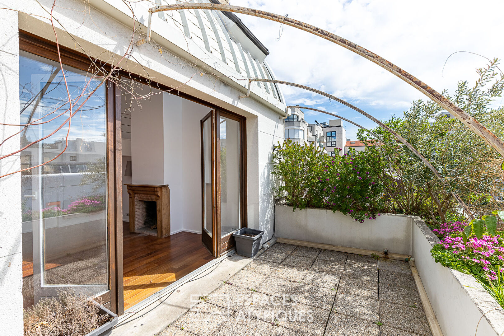 Immeuble à rendement locatif