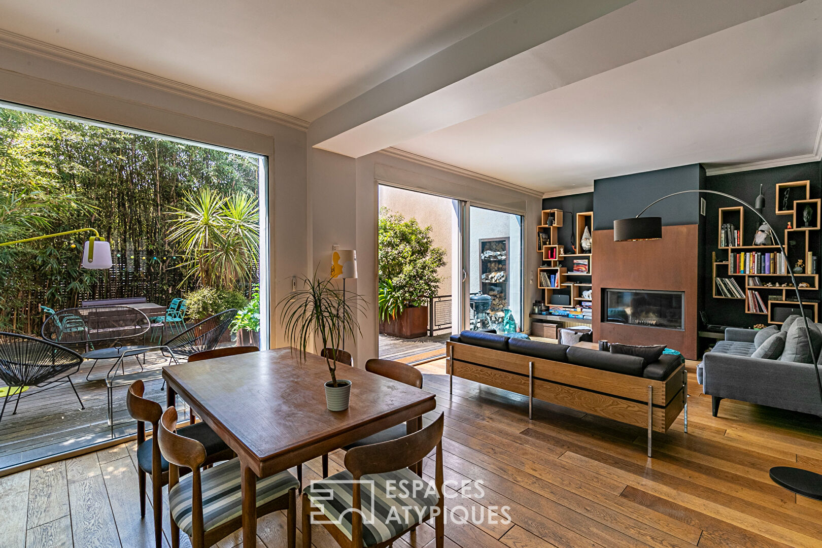 Maison familiale avec grande terrasse végétalisée