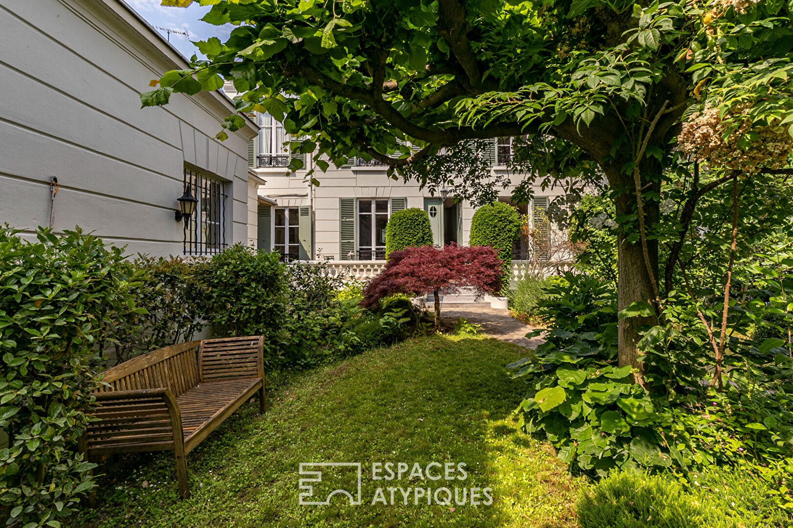 Ancien relais de chasse revisité