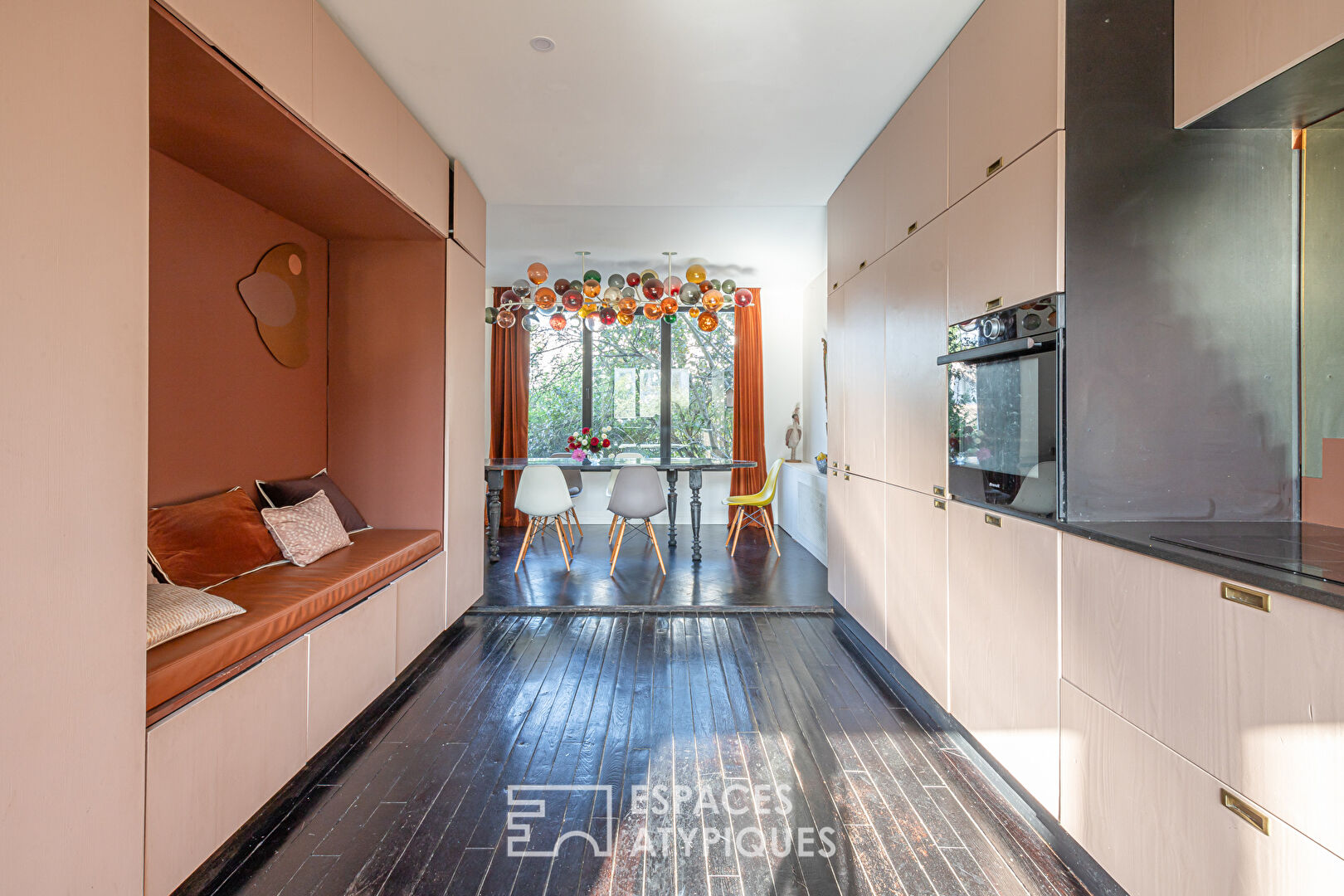 Maison d’architecte avec vue panoramique sur la Tour Eiffel