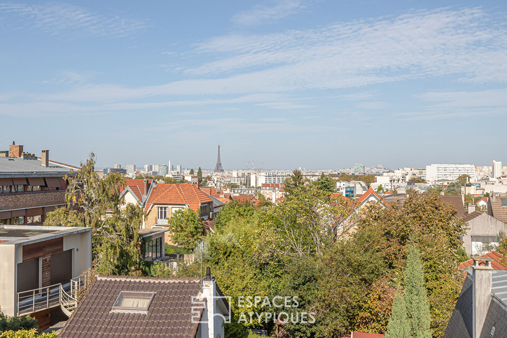 Maison d’architecte avec vue panoramique sur la Tour Eiffel