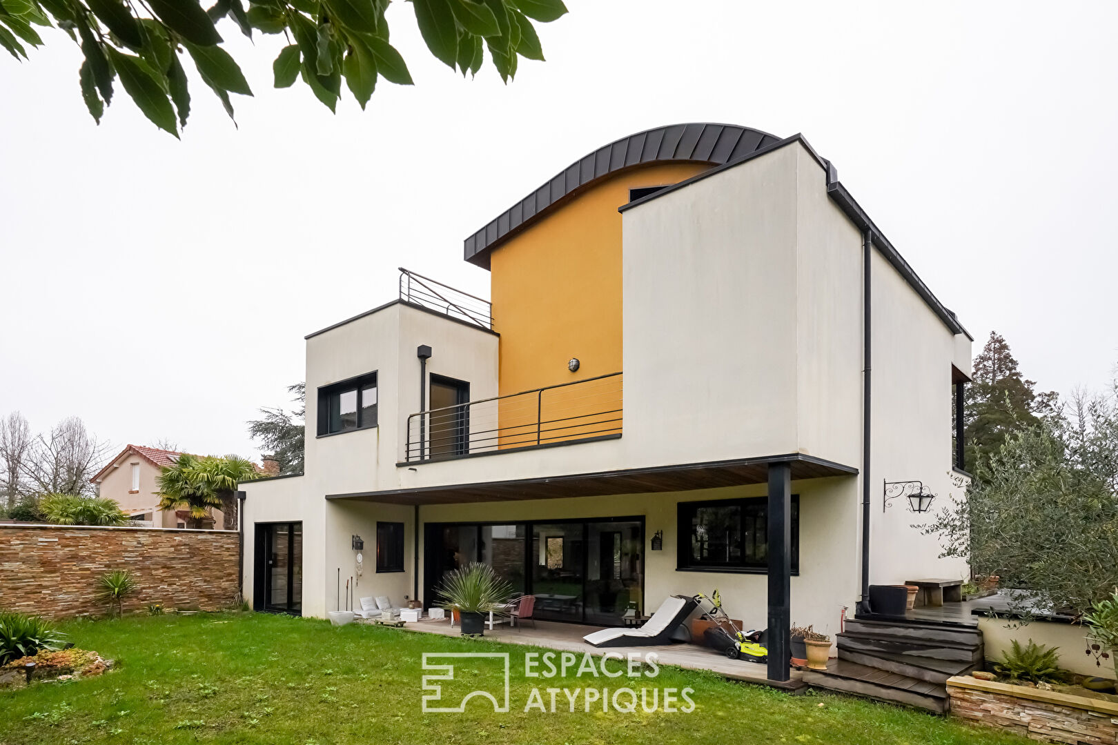 Family architect house in Châtenay-Malabry
