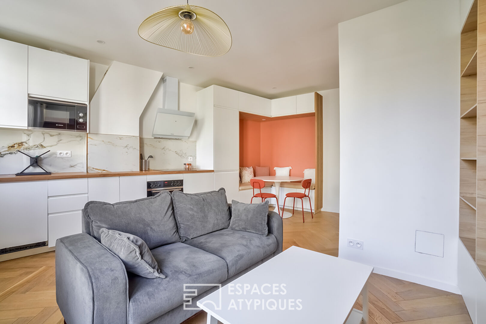 Completely renovated apartment near Courbevoie station