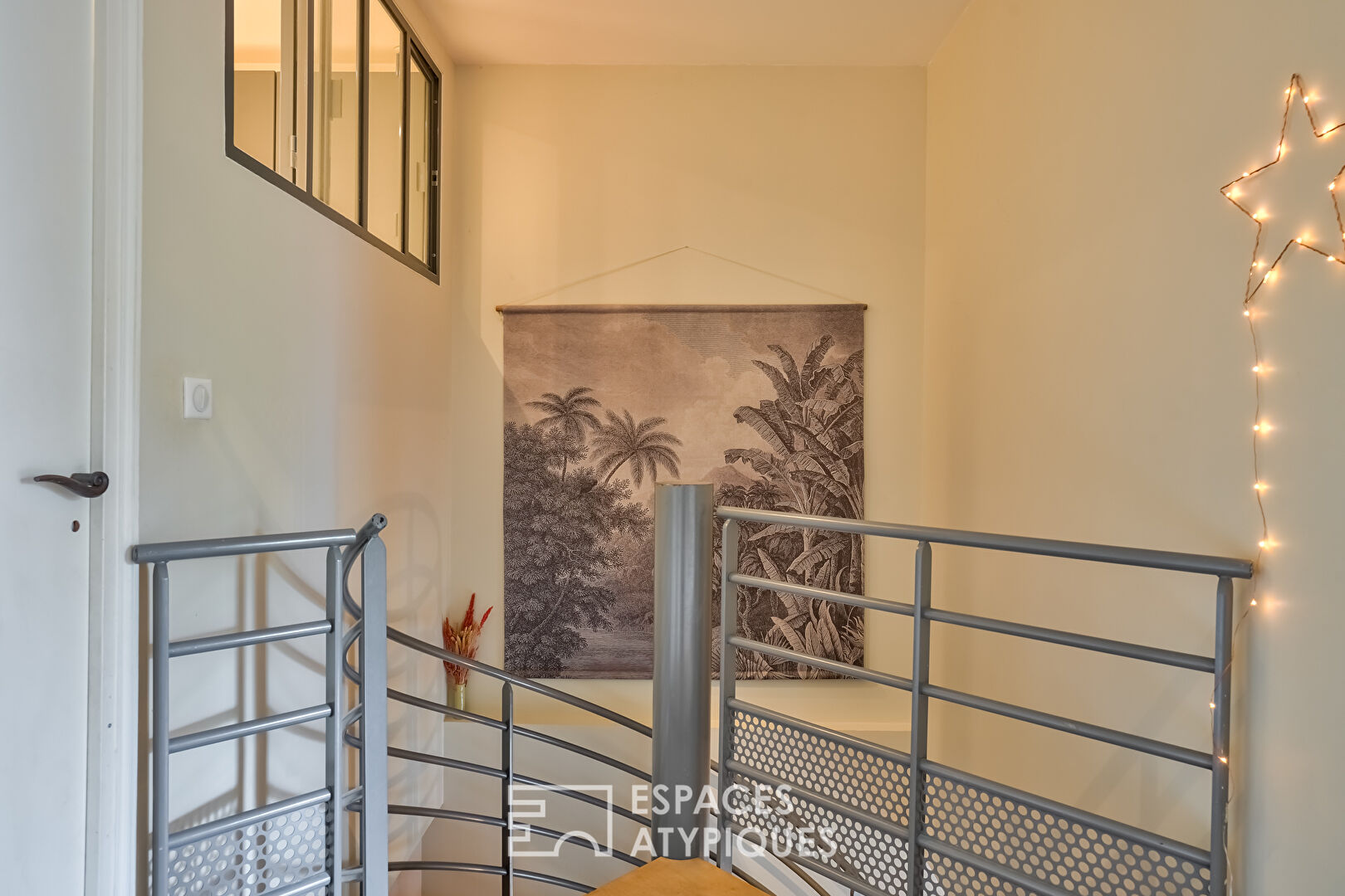 Loft en triplex et sa terrasse dans une ancienne imprimerie