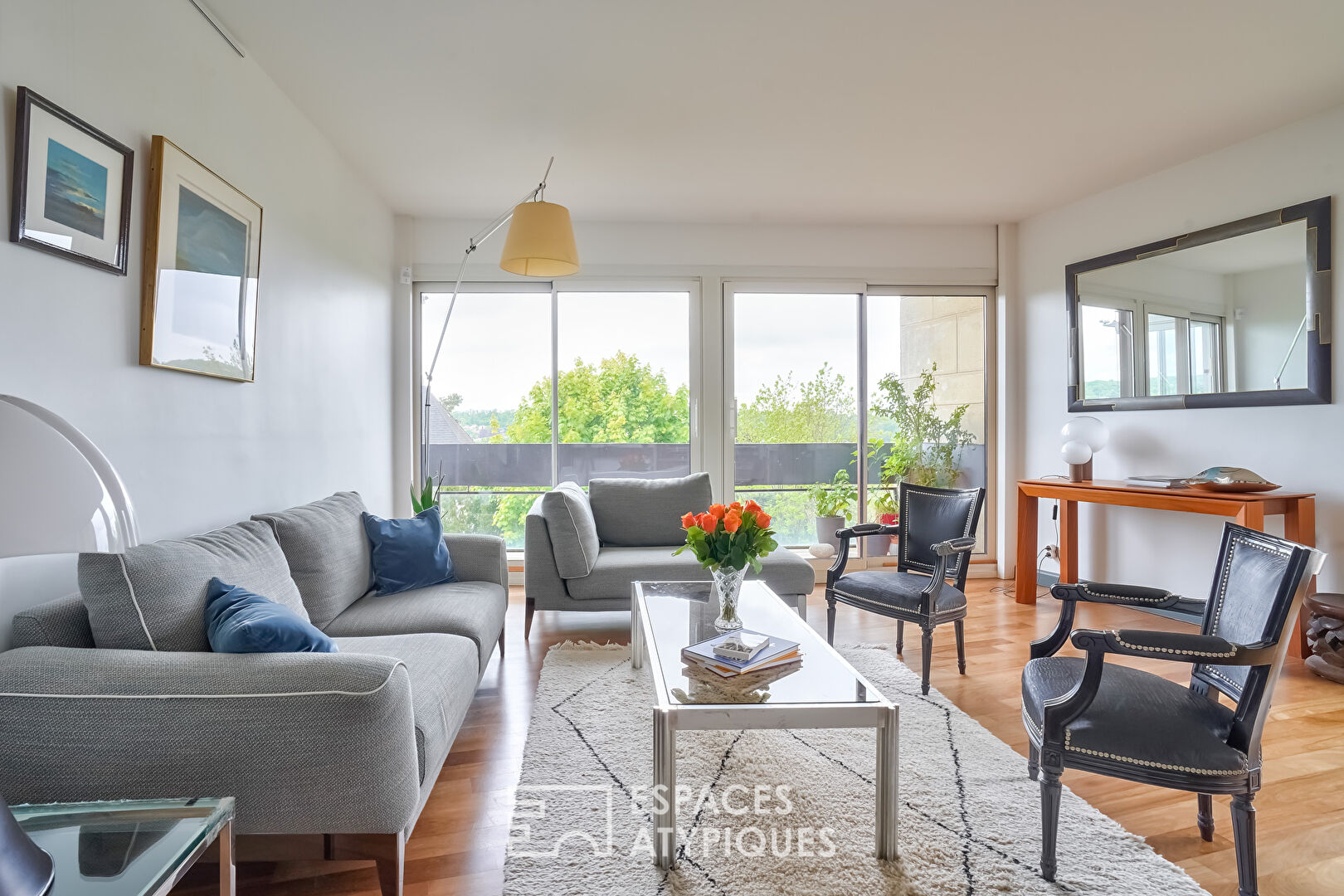 Dernier étage avec toit-terrasse et vue imprenable à Sèvres Rive-Gauche