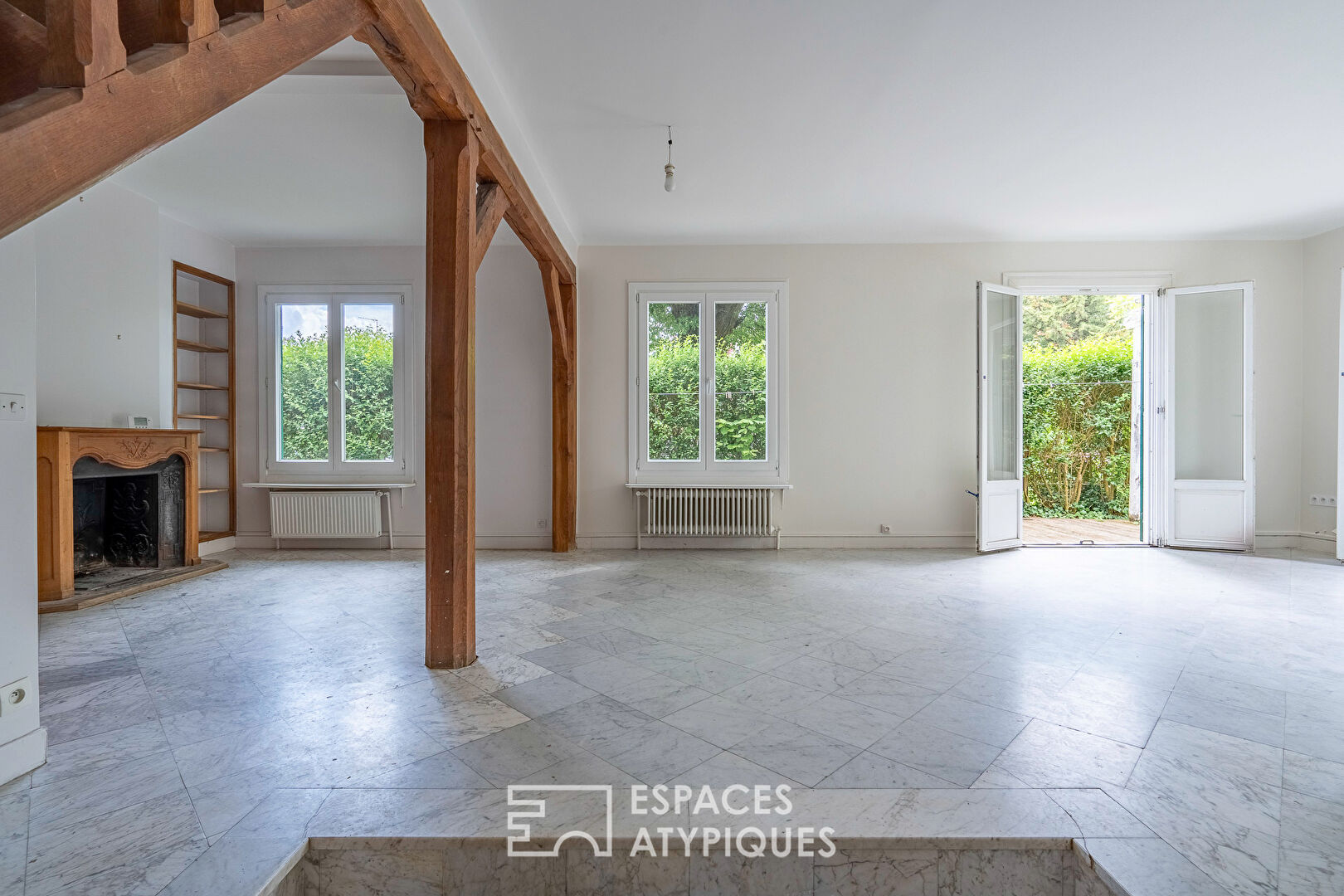 Maison familiale au bord de l’étang du domaine de la Marche