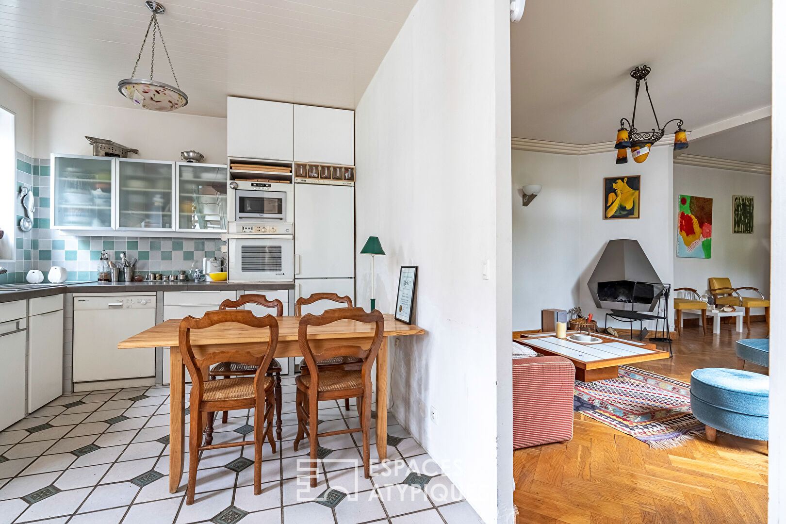 Maison familiale bardage bois et son annexe à Issy-les-Moulineaux