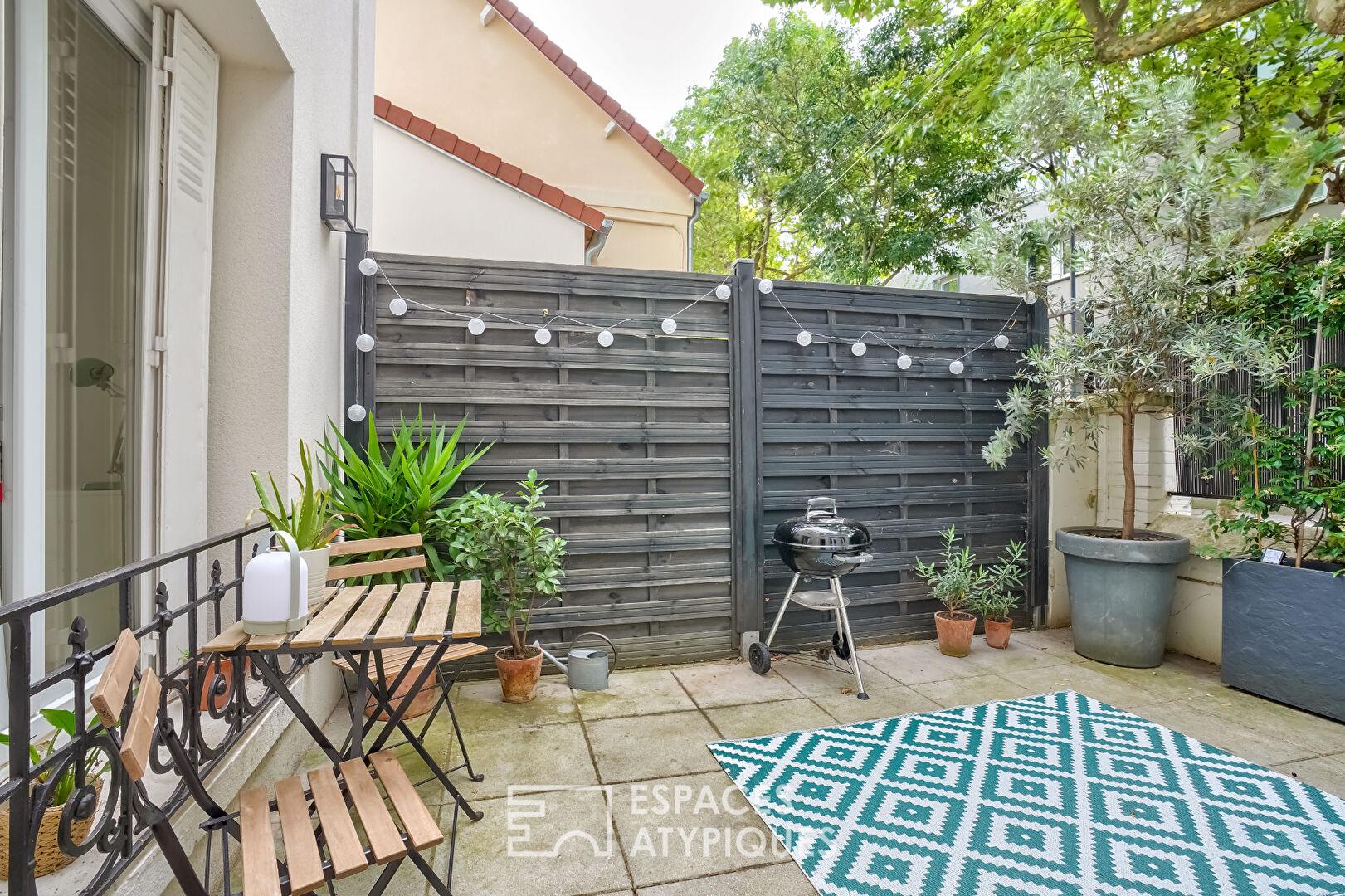 Beautifully renovated duplex with terrace