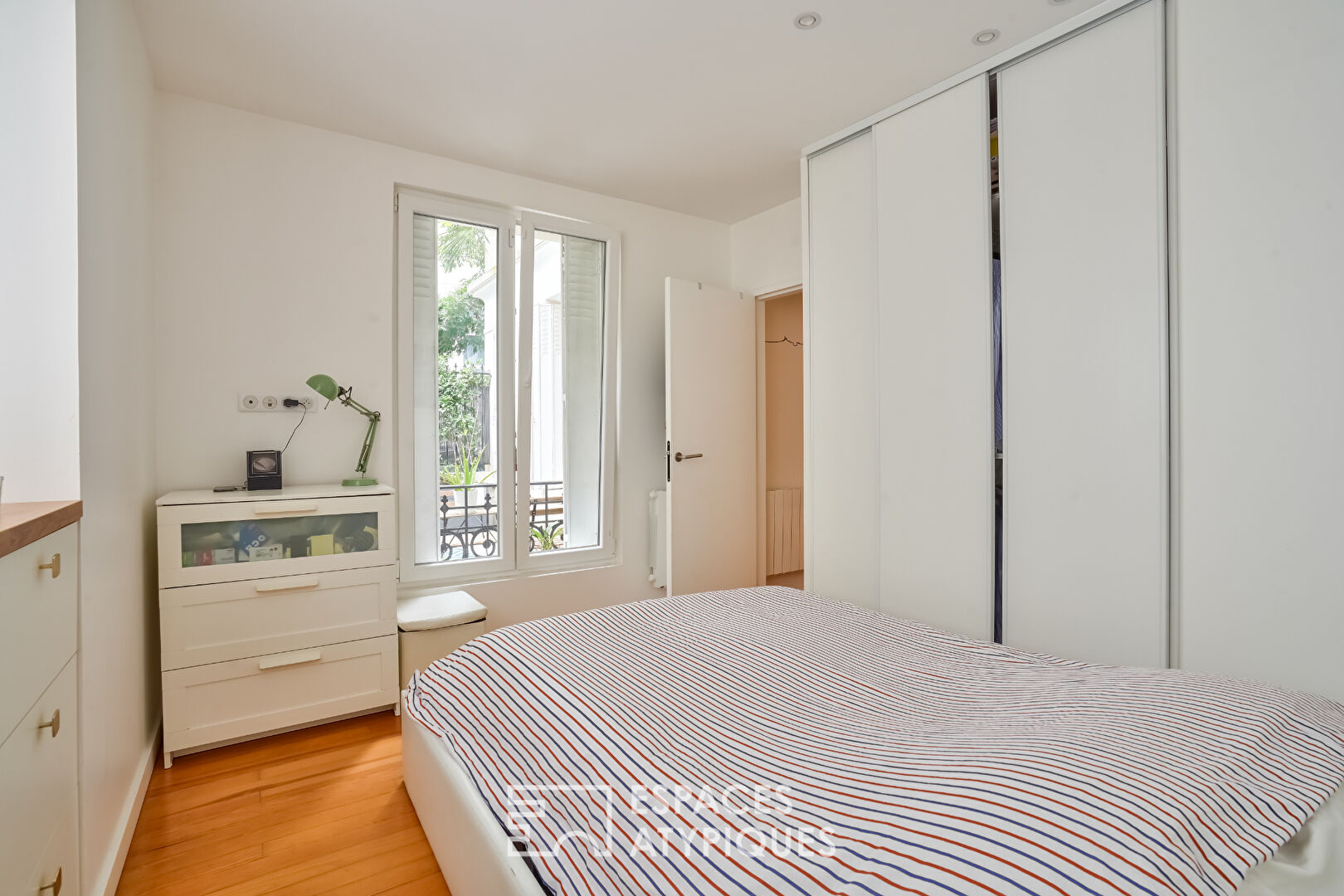 Beautifully renovated duplex with terrace