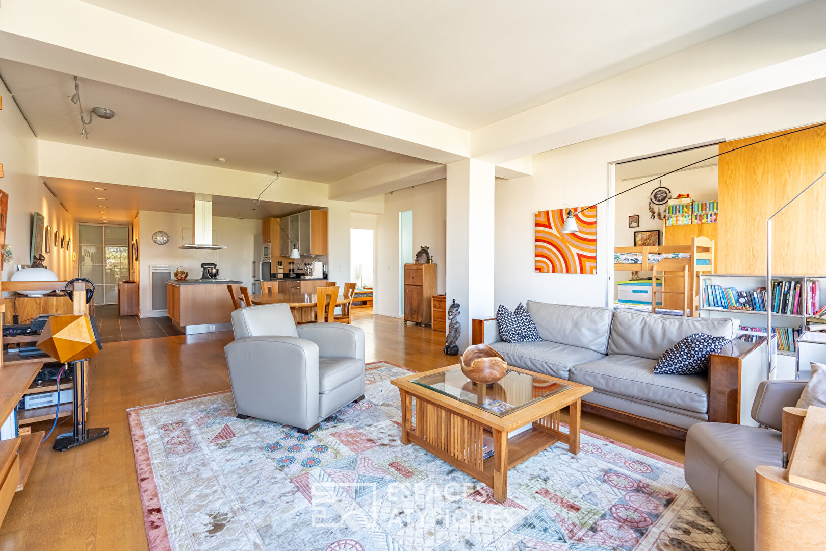 Appartement Loft contemporain avec jardin partagé