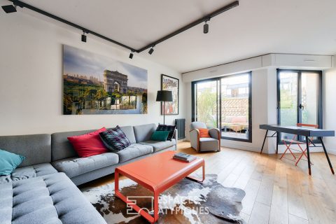 Contemporary spirit on a high floor with terrace