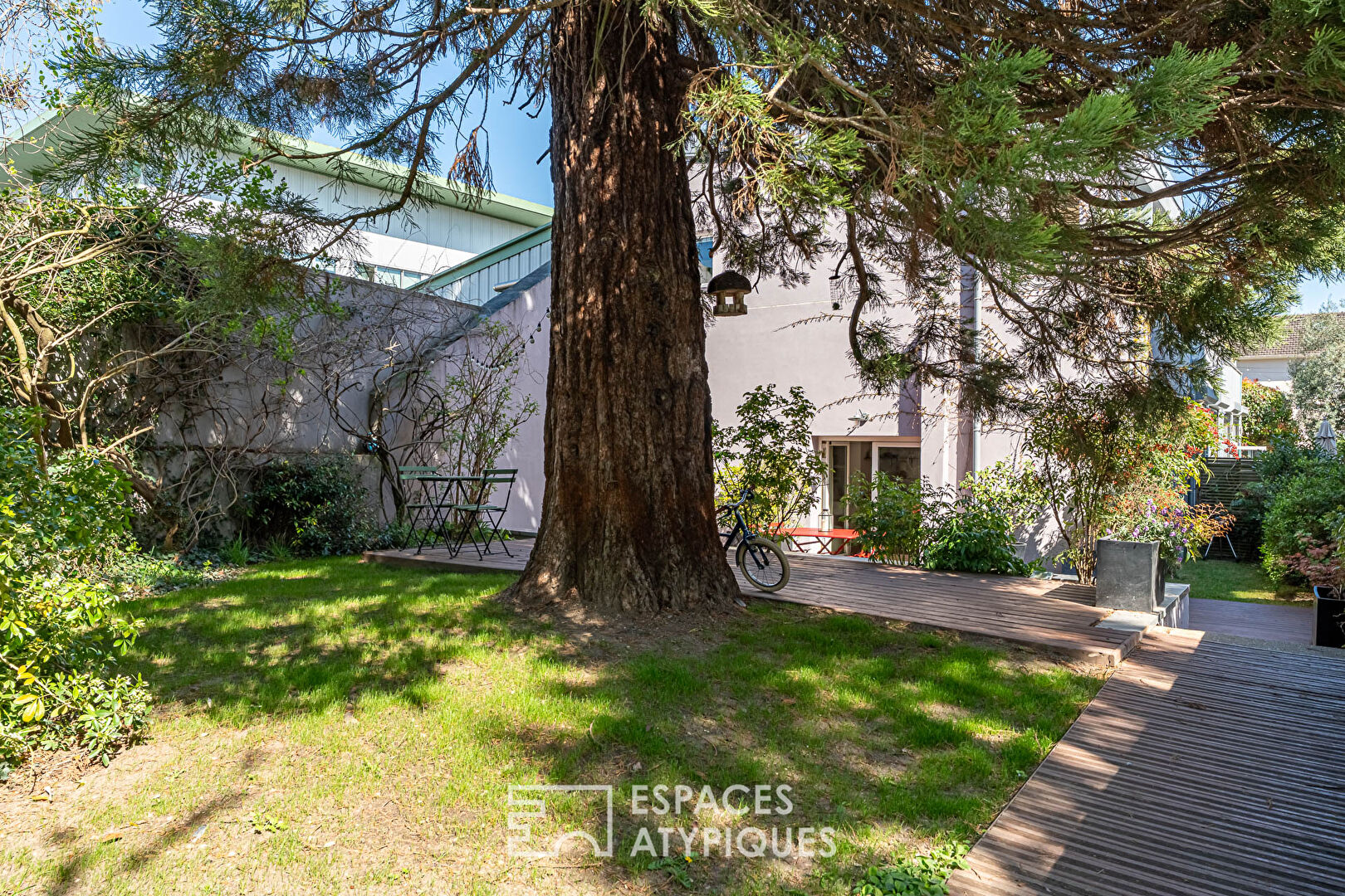 Bright duplex and its garden, in Bagneux