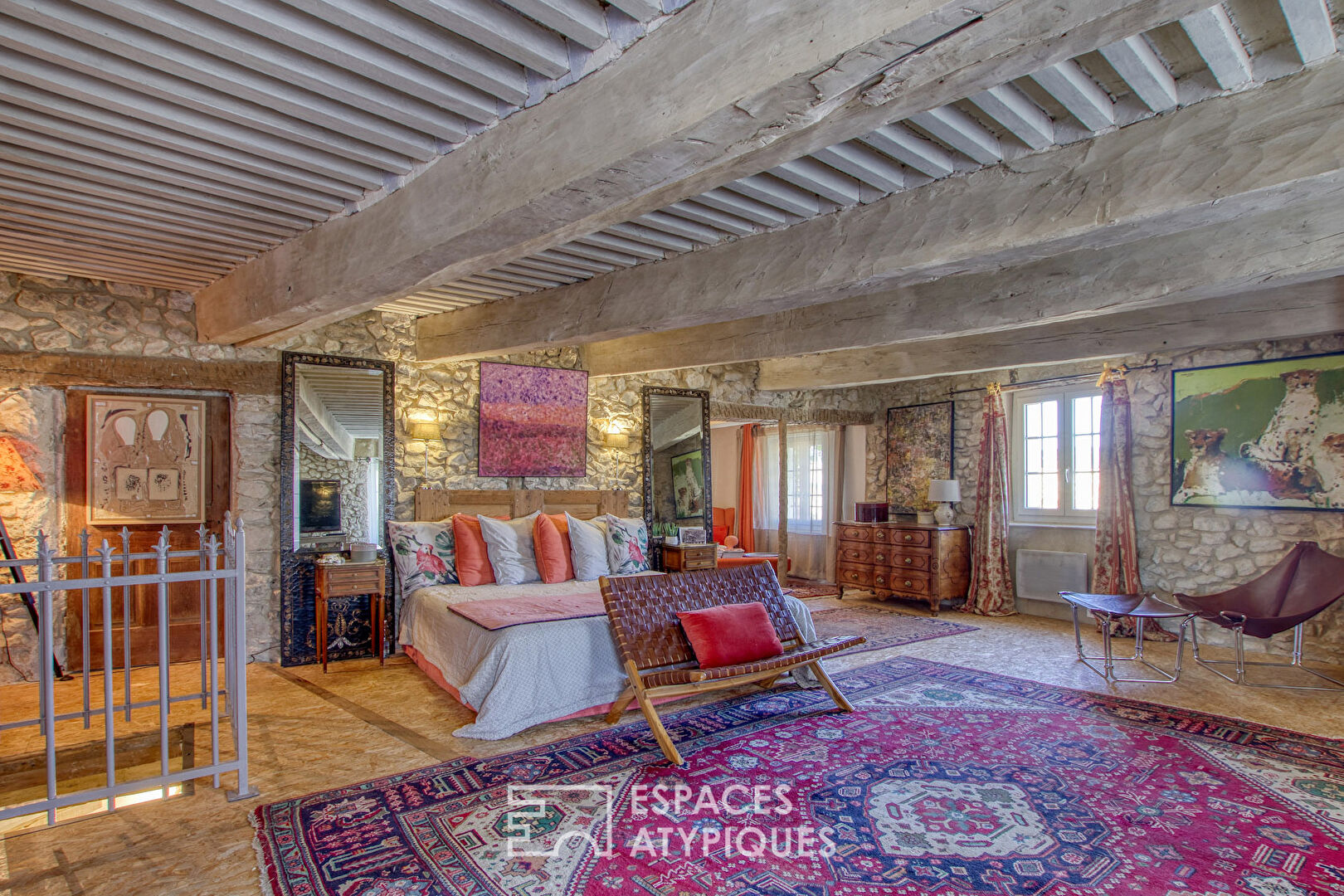 Charming 16th century chateau