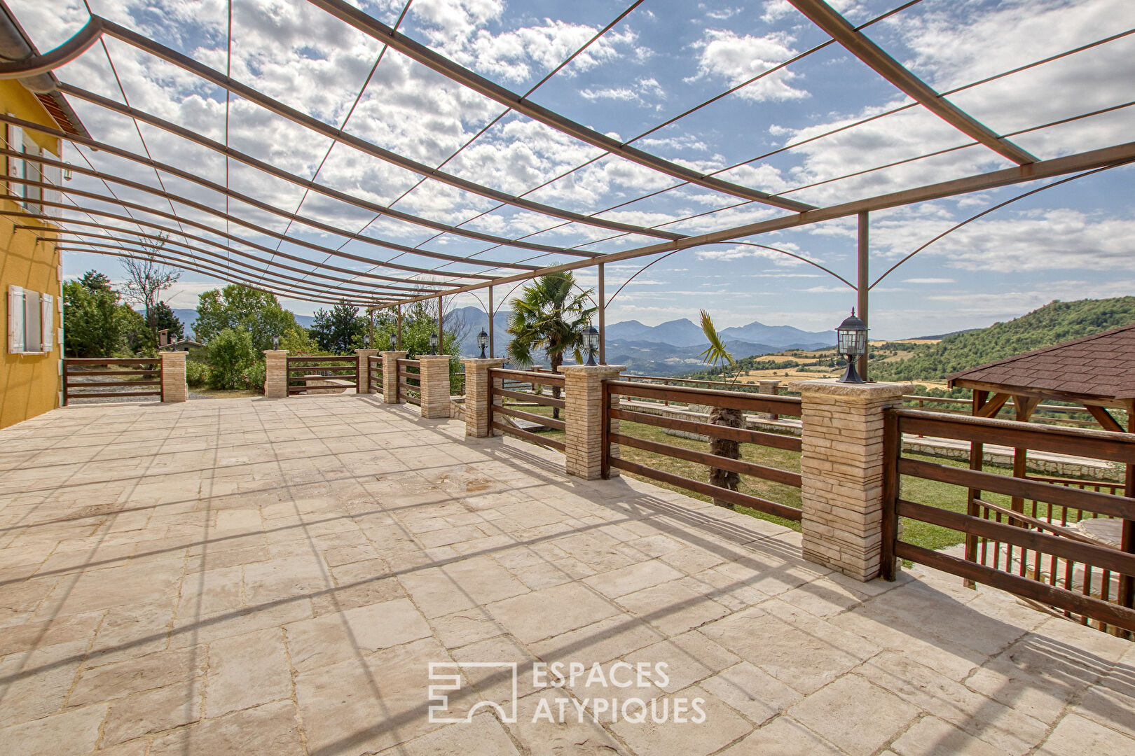 House with panoramic view