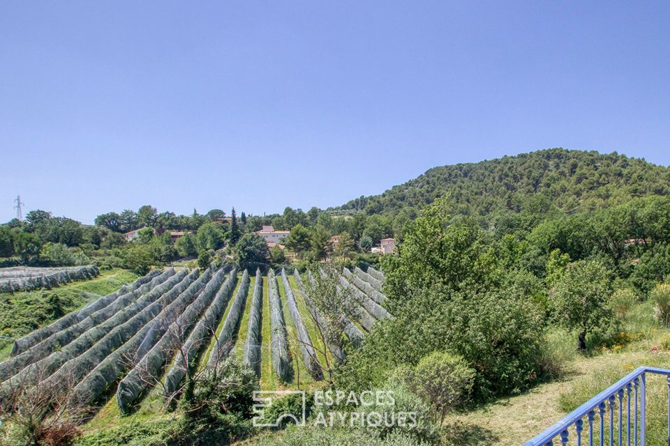 Bastide moderne au coeur des vergers