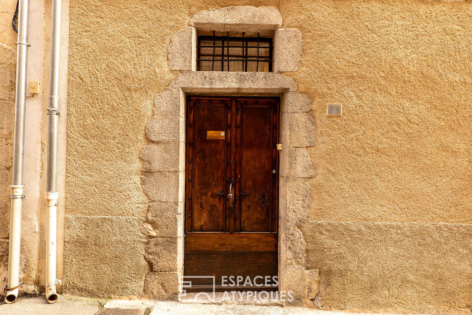 Charming 17th century townhouse with garden