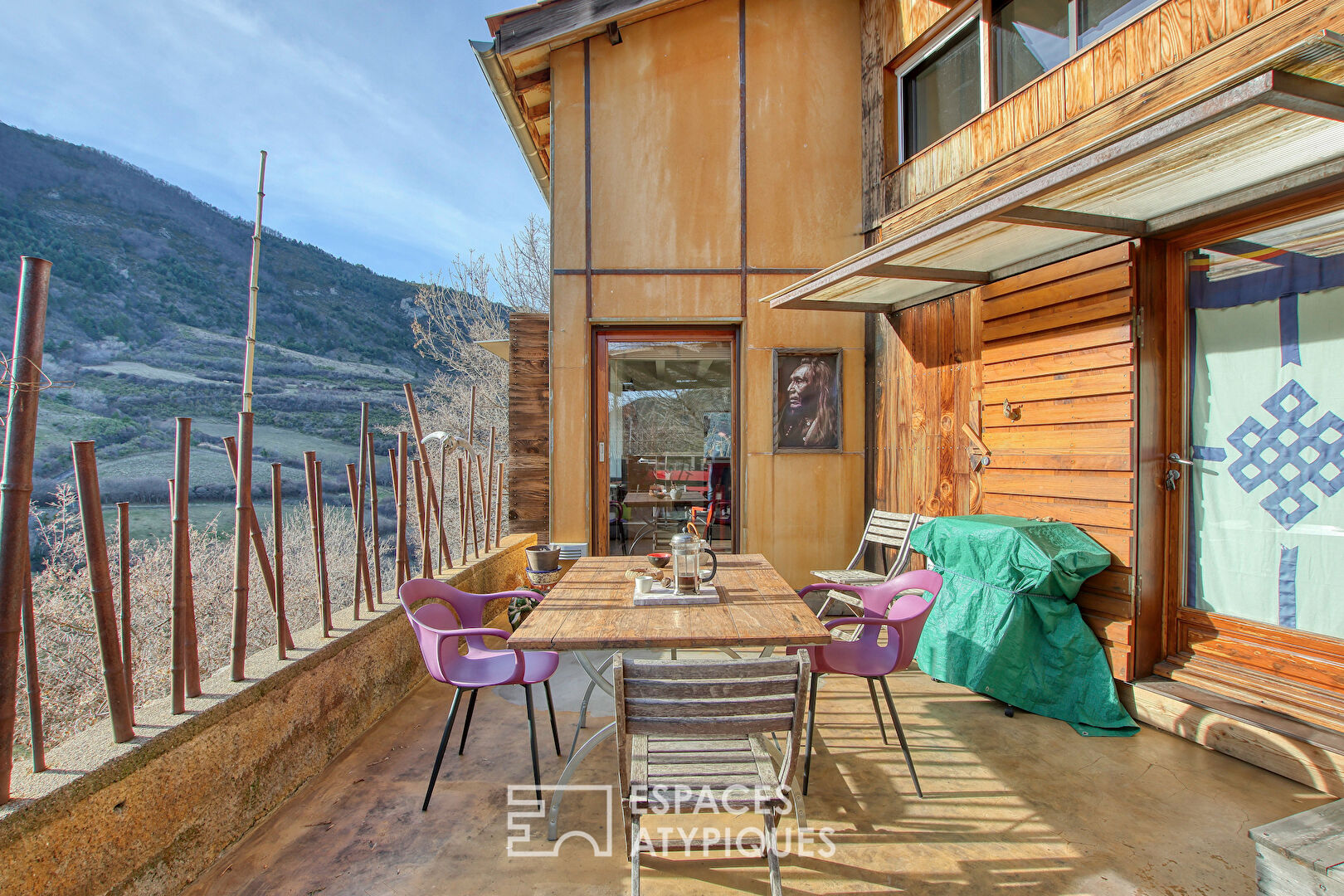 Wooden house in a haven of peace