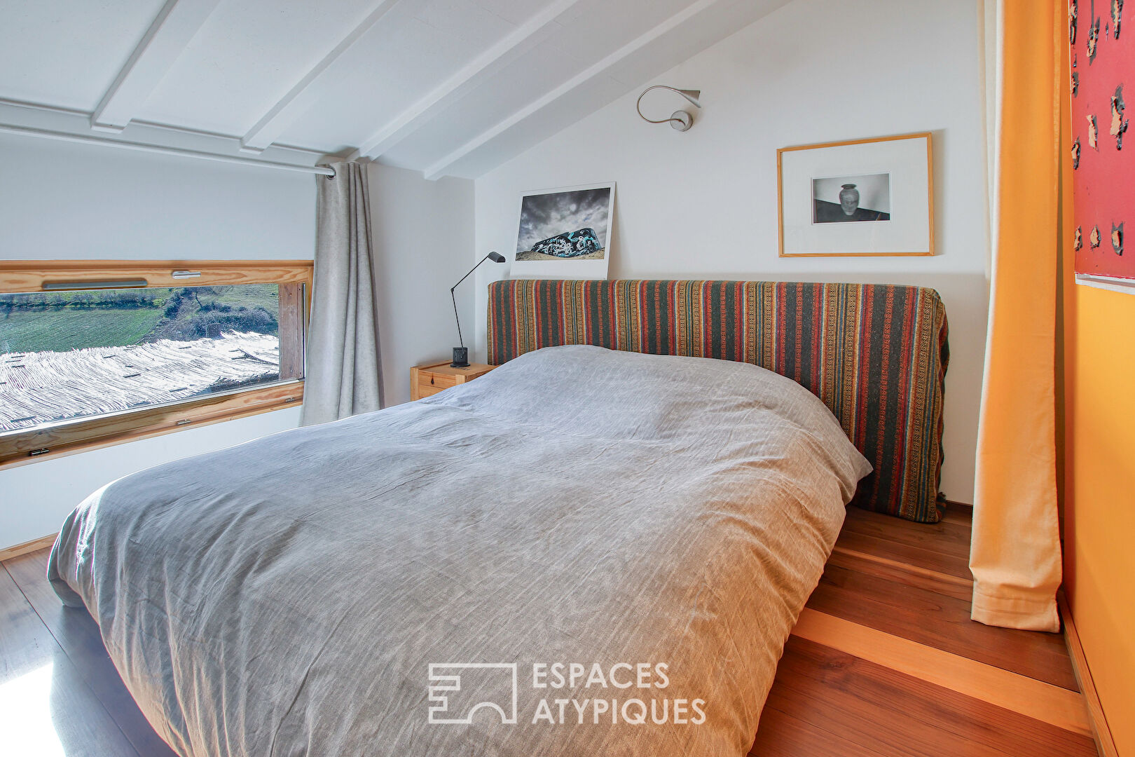 Maison bois bio-climatique dans un havre de paix