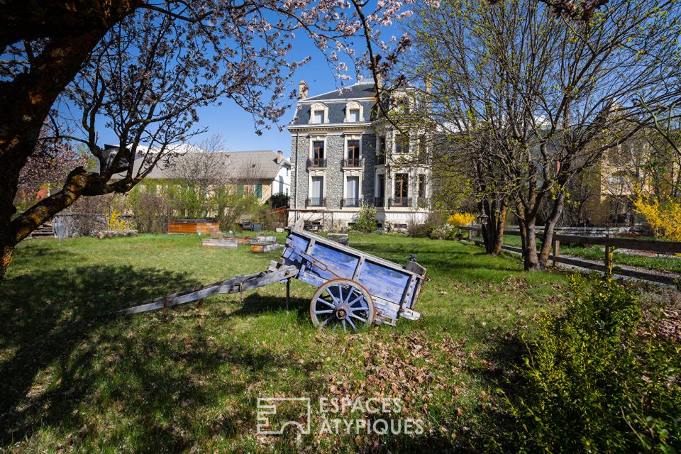 Rare appartement et grand jardin dans villa mexicaine