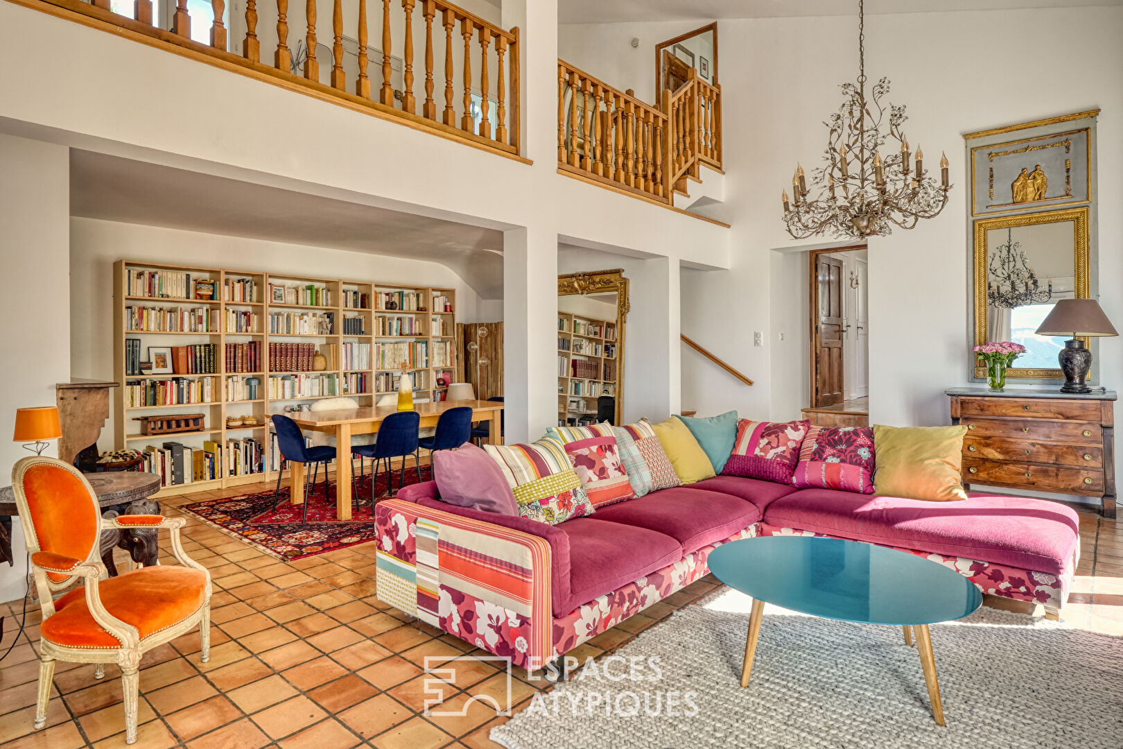 Cozy house and its unique setting