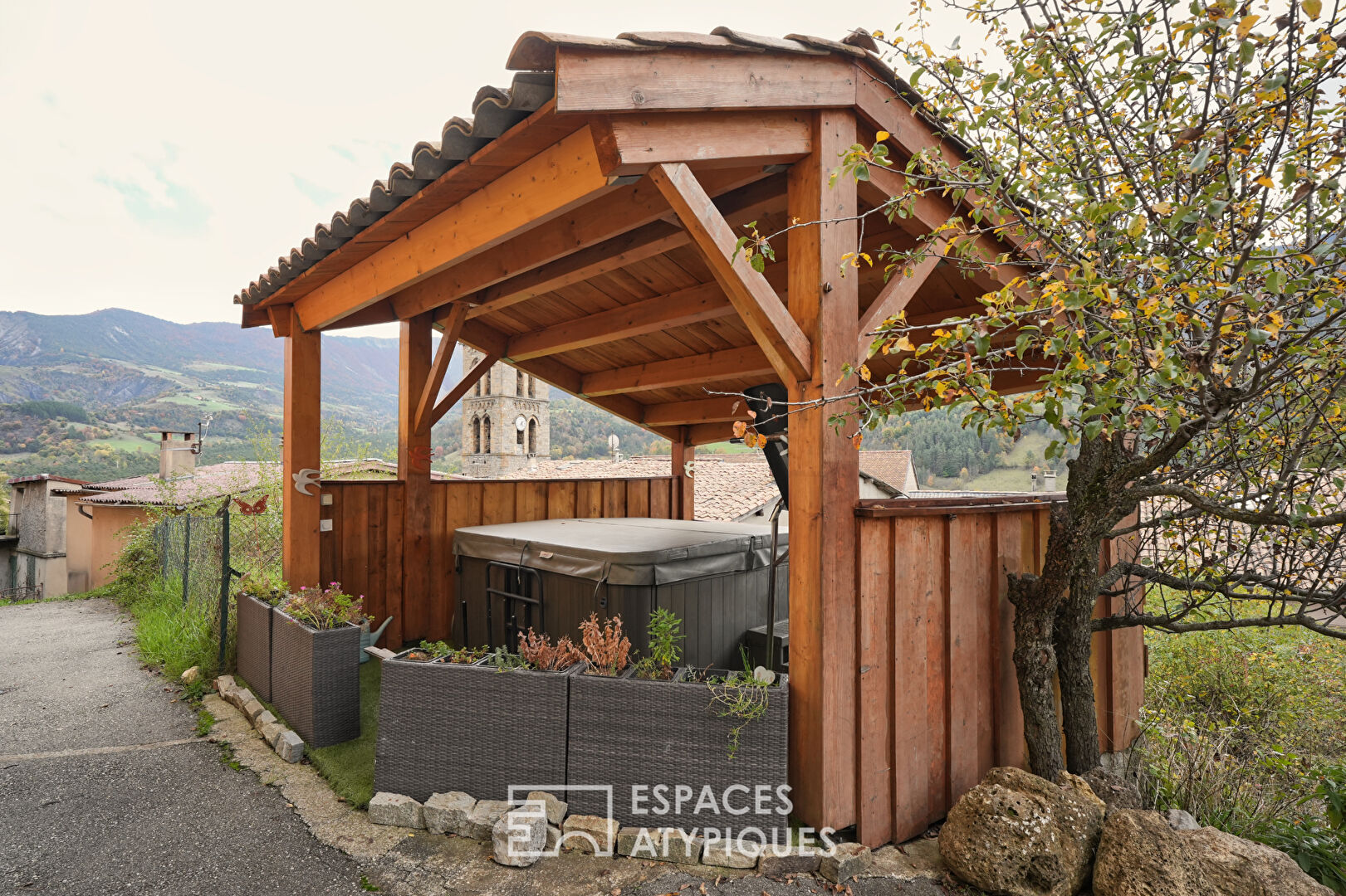 Village house with panoramic view and garden