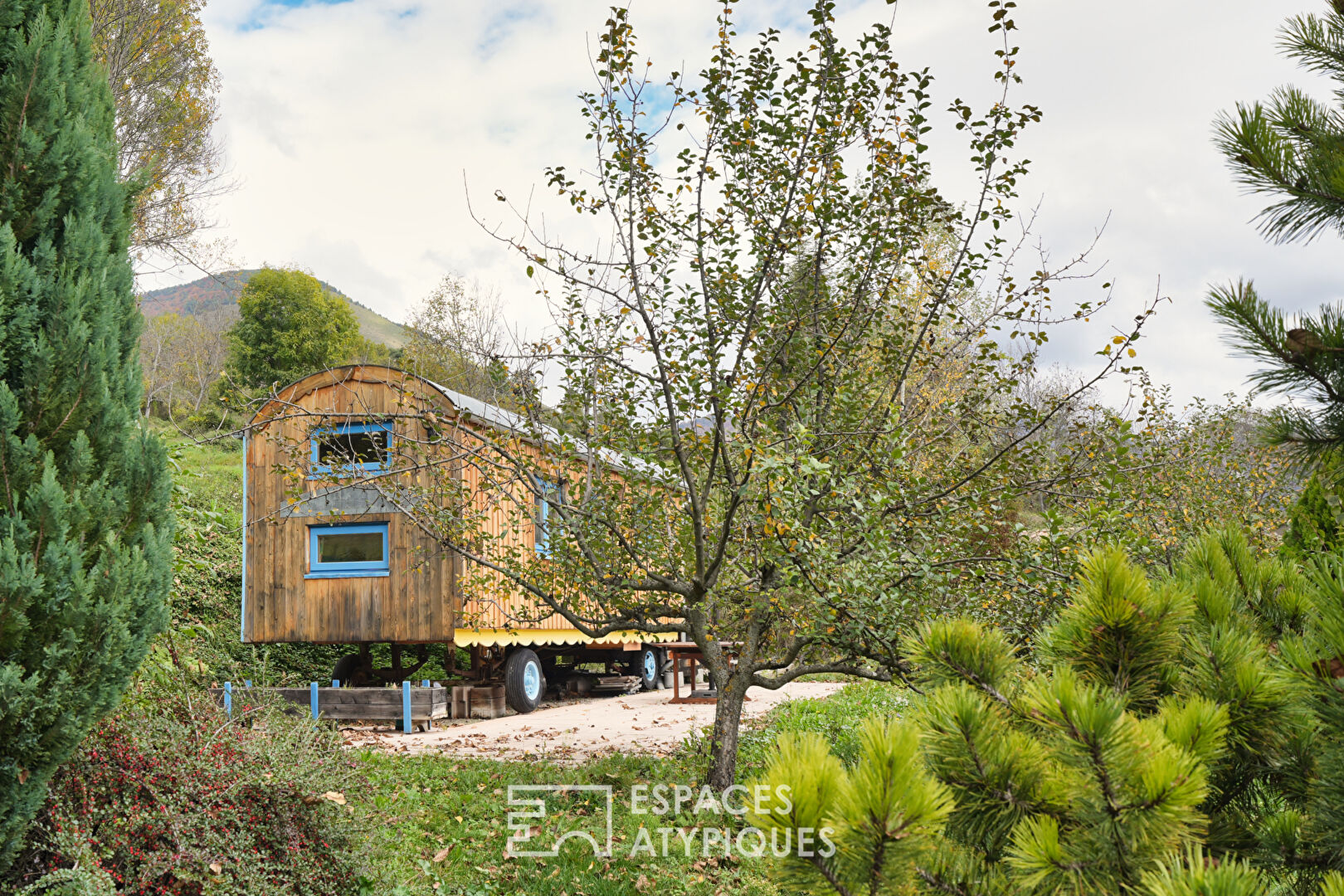 Village house with panoramic view and garden
