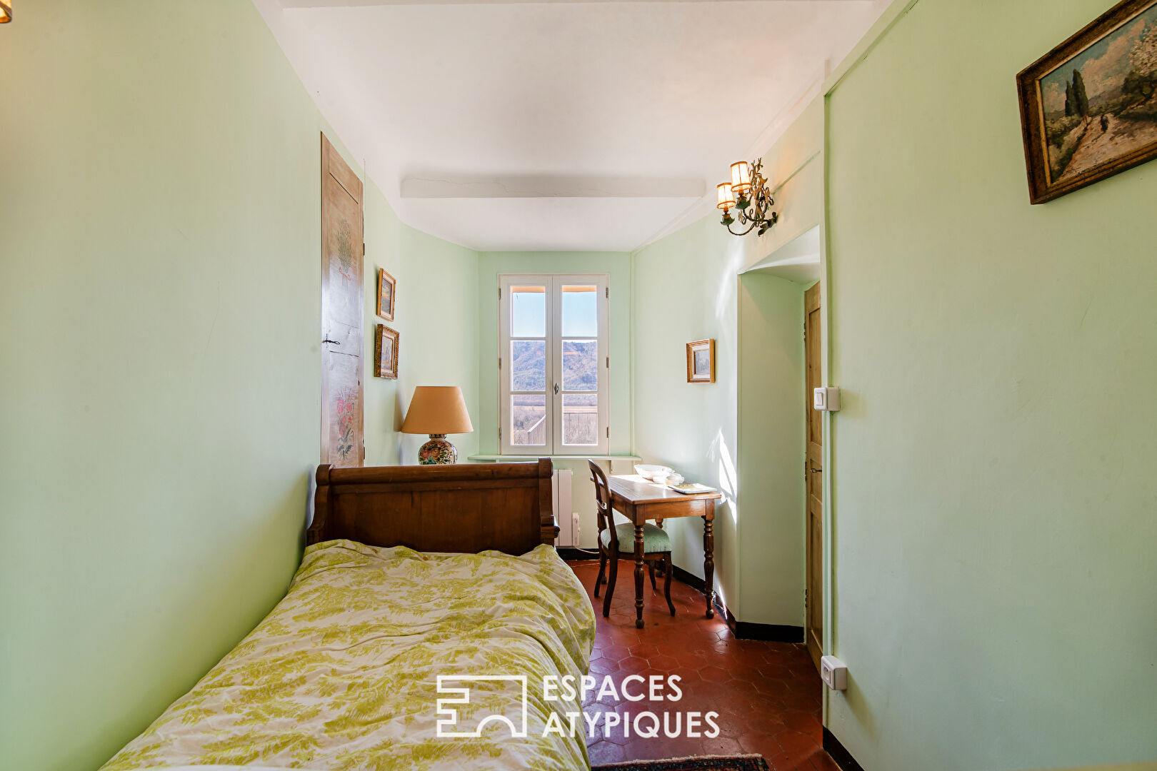 Maison avec vue imprenable, garage et appartement 10 pièce(s) 340 m2