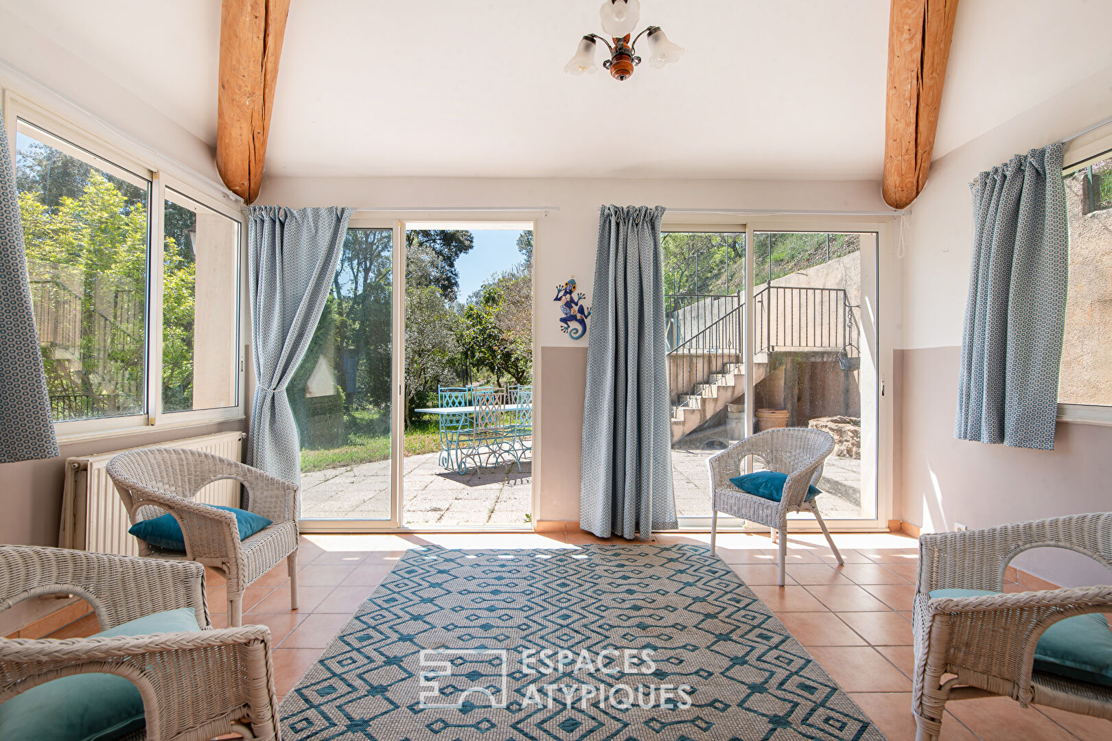 Singular Property – Family and Projects