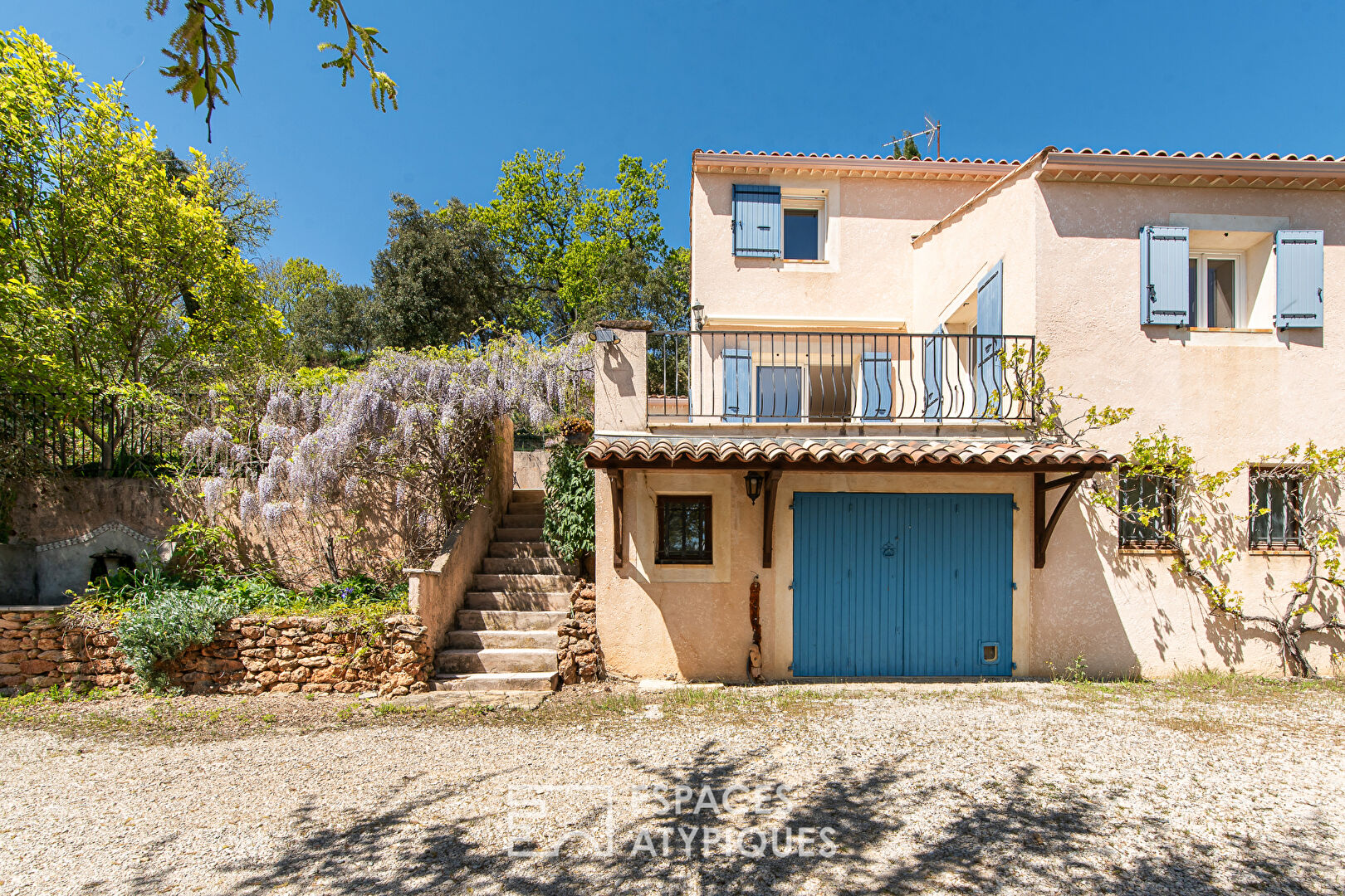 Singular Property – Family and Projects