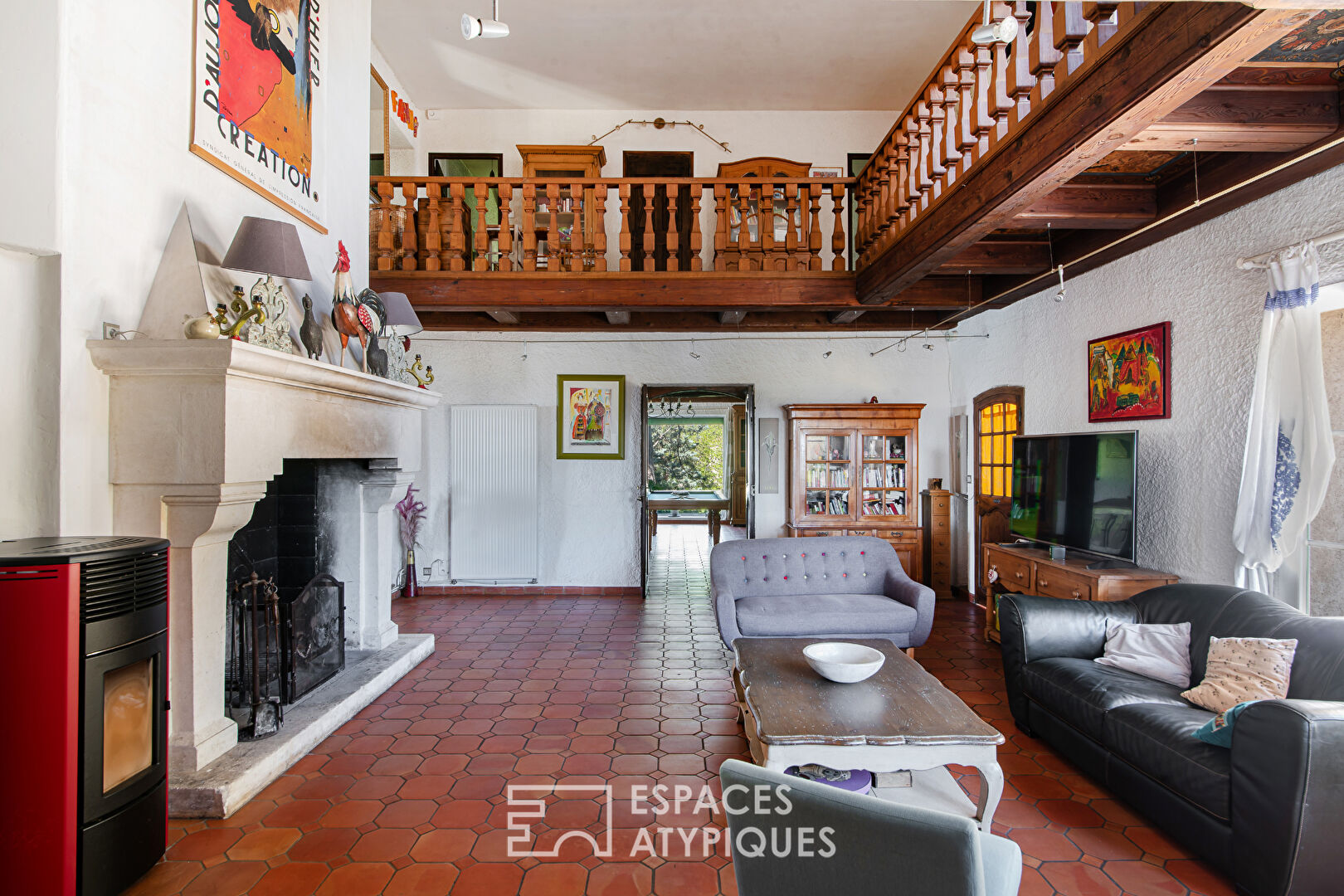 Exceptional Property, Charm, Space and Unlimited Potential