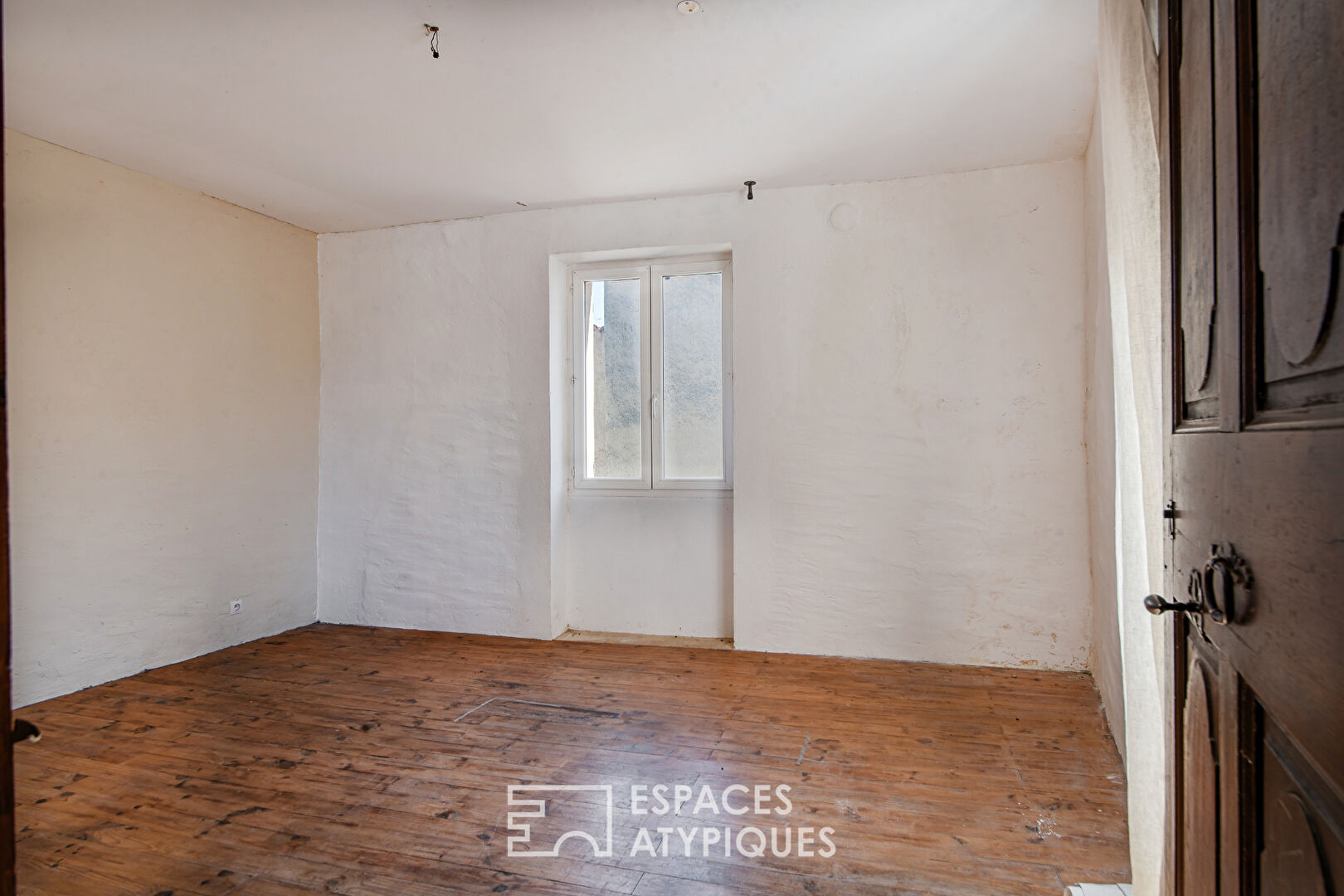 Stone village house – private garden and roof terrace