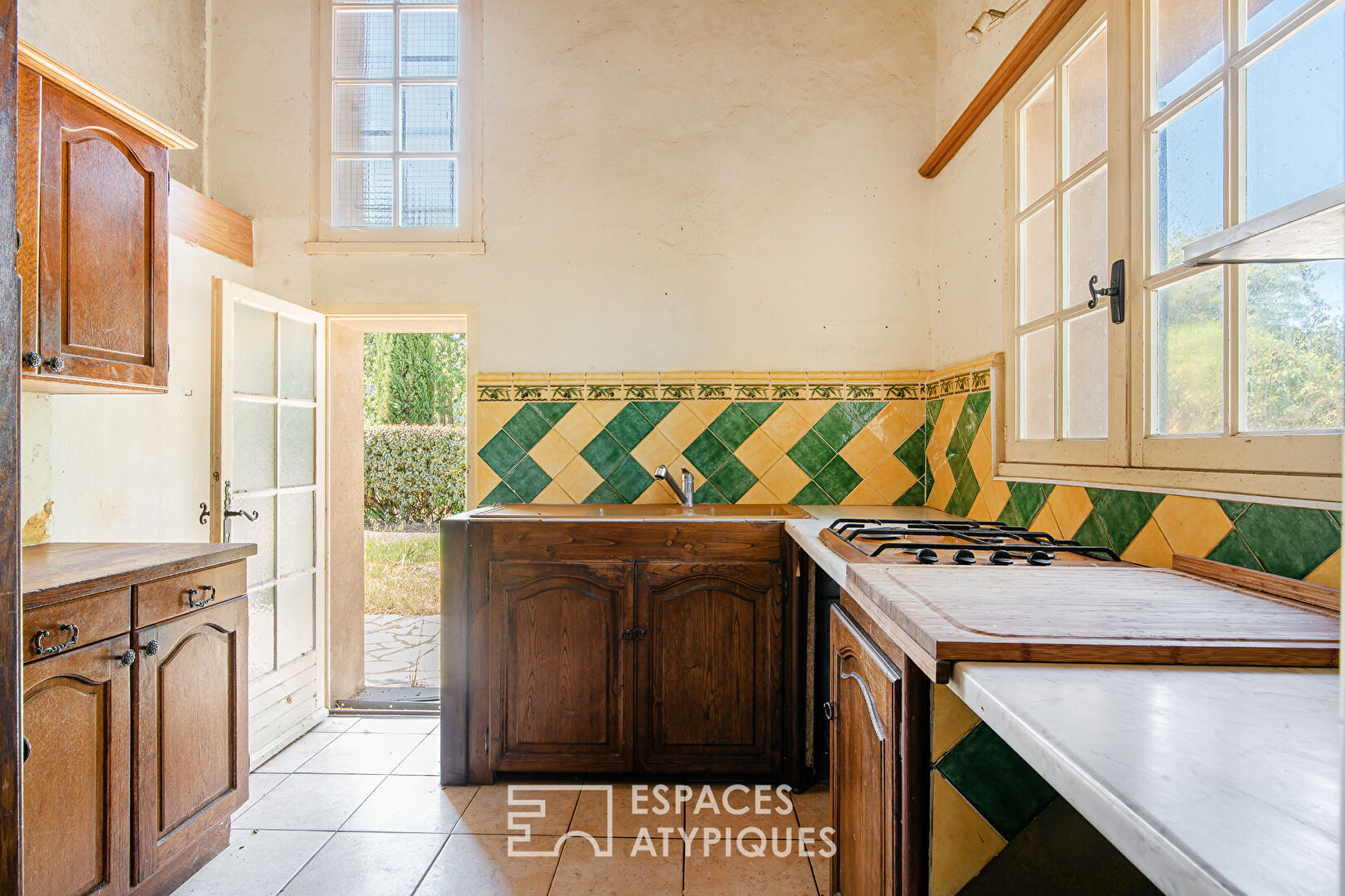 Durance pebble house 122 sqm Landscaped garden – 5 min from Oraison