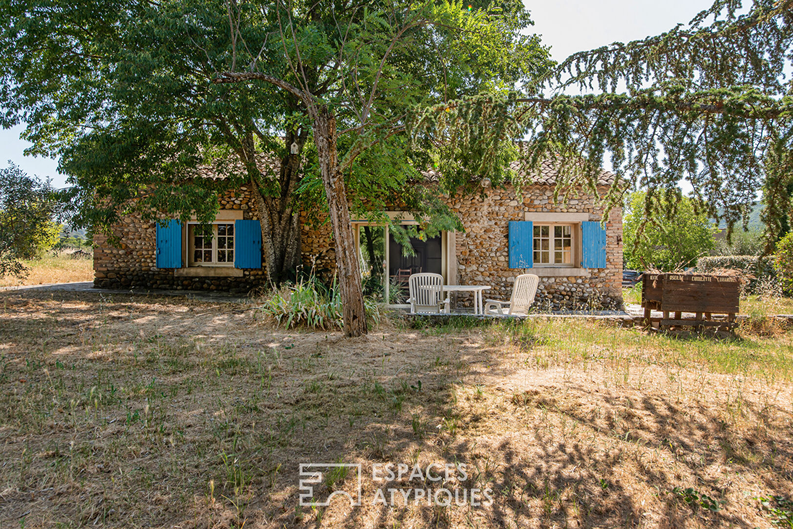 Durance pebble house 122 sqm Landscaped garden – 5 min from Oraison