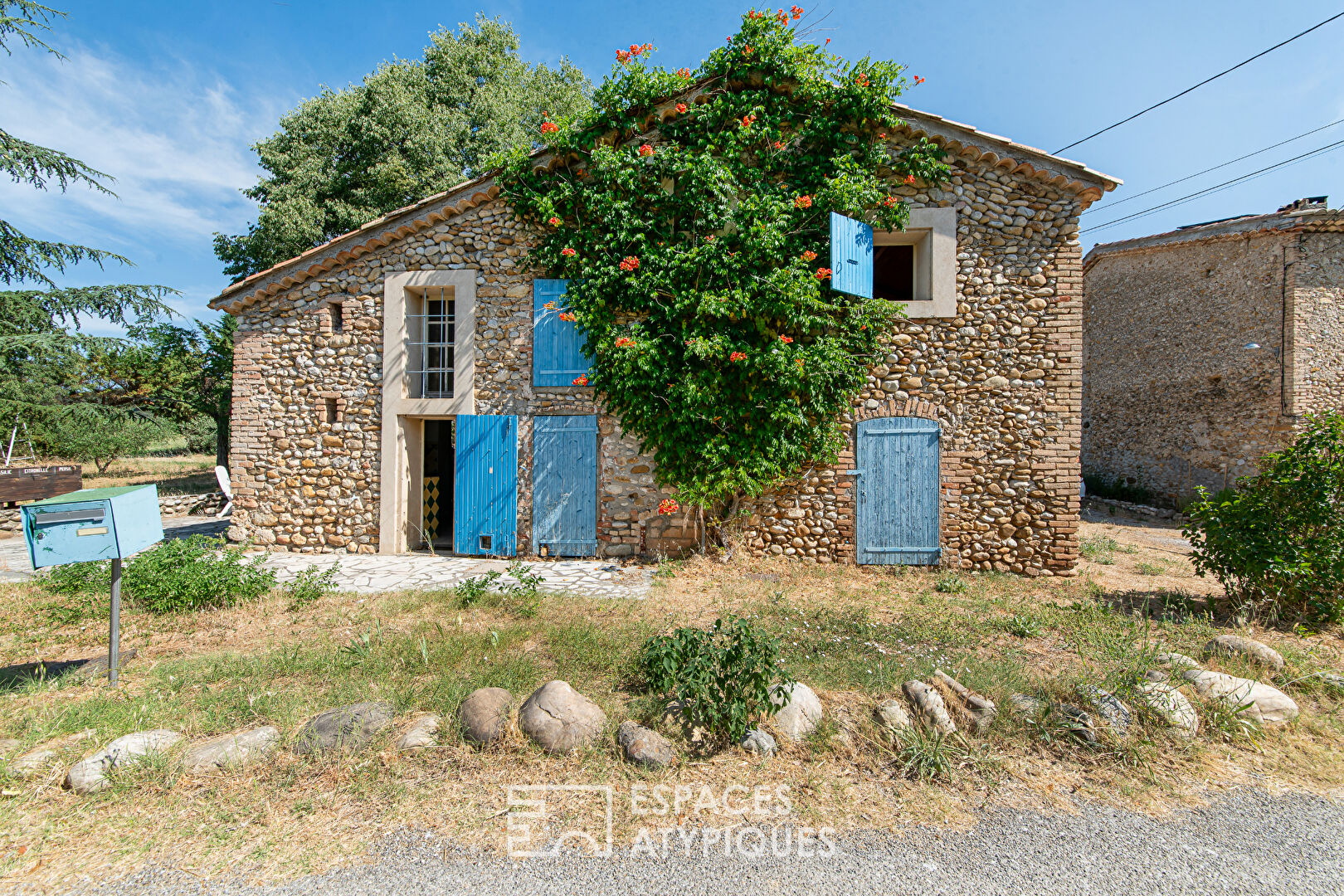Durance pebble house 122 sqm Landscaped garden – 5 min from Oraison