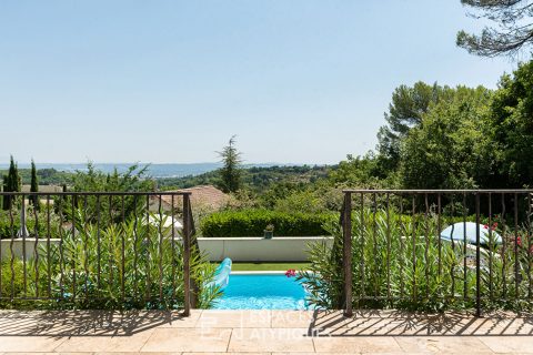 Pierrevert -146 m2 de lumière avec vue panoramique sur plus de 1500m2 de terrain