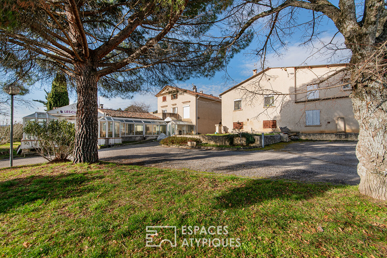 ENSEMBLE IMMOBILIER ,PROJET RÉSIDENTIEL ET TOURISTIQUE