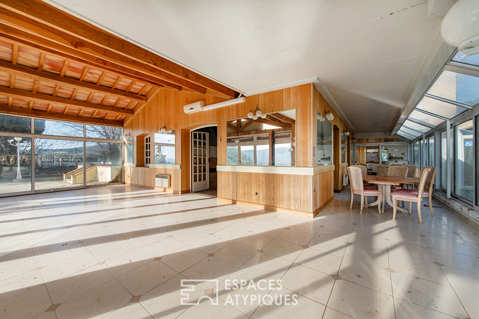 ENSEMBLE IMMOBILIER ,PROJET RÉSIDENTIEL ET TOURISTIQUE