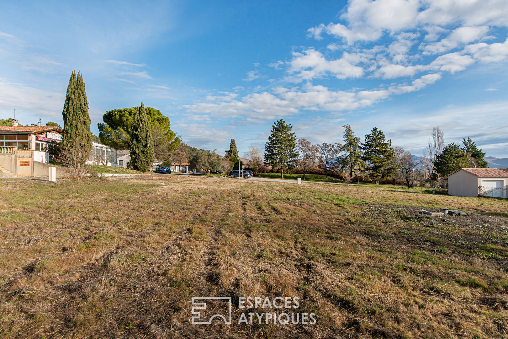 ENSEMBLE IMMOBILIER ,PROJET RÉSIDENTIEL ET TOURISTIQUE