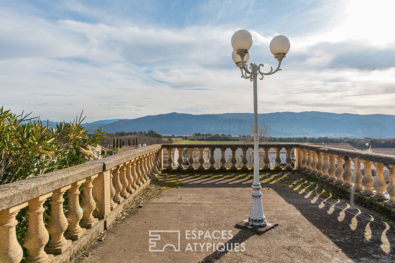 ENSEMBLE IMMOBILIER ,PROJET RÉSIDENTIEL ET TOURISTIQUE