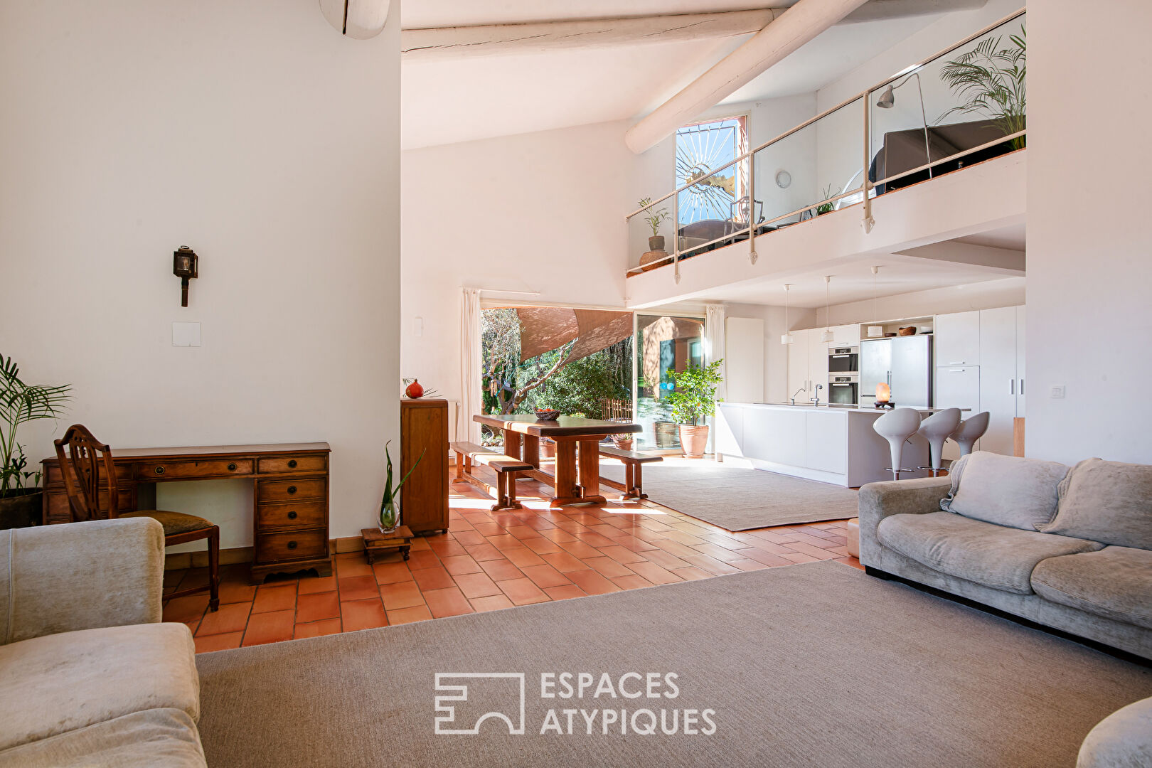 Vaste maison familiale en Provence