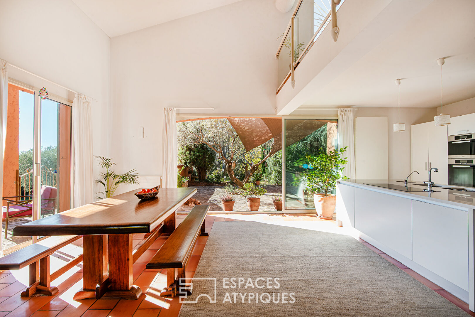 Vaste maison familiale en Provence